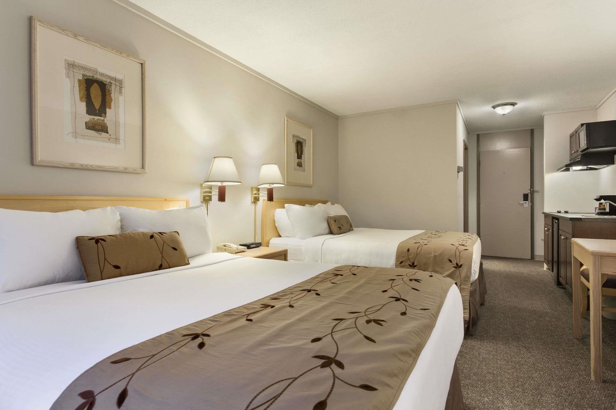 Days Inn By Wyndham Victoria Airport Sidney Esterno foto