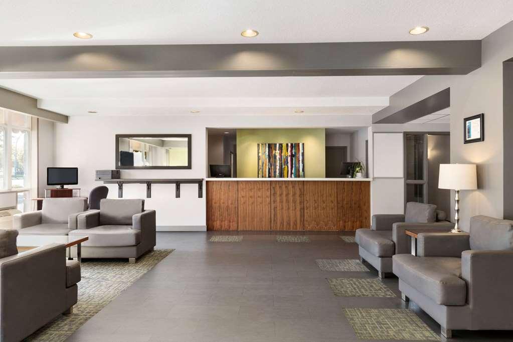 Days Inn By Wyndham Victoria Airport Sidney Interno foto