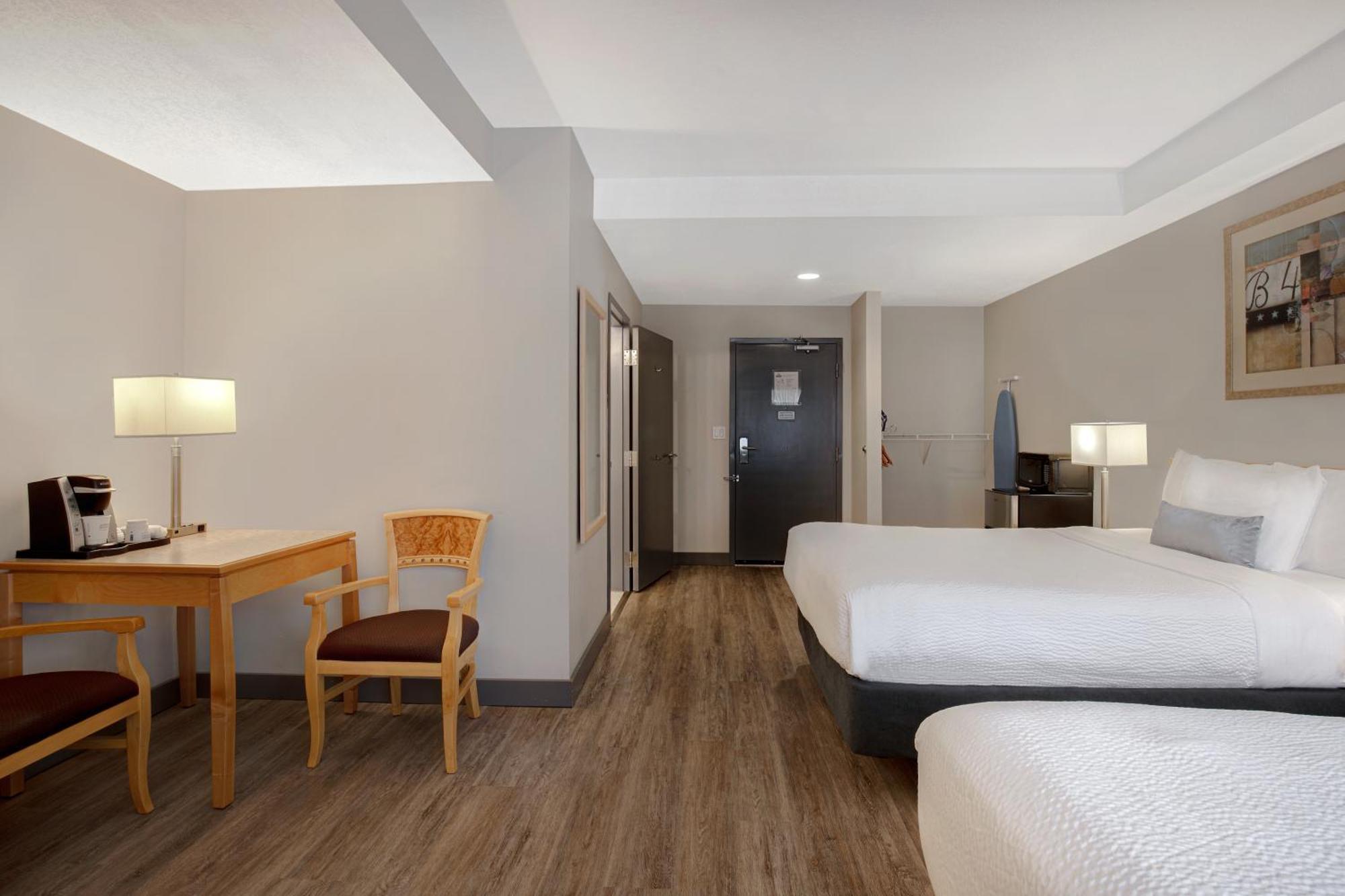 Days Inn By Wyndham Victoria Airport Sidney Esterno foto
